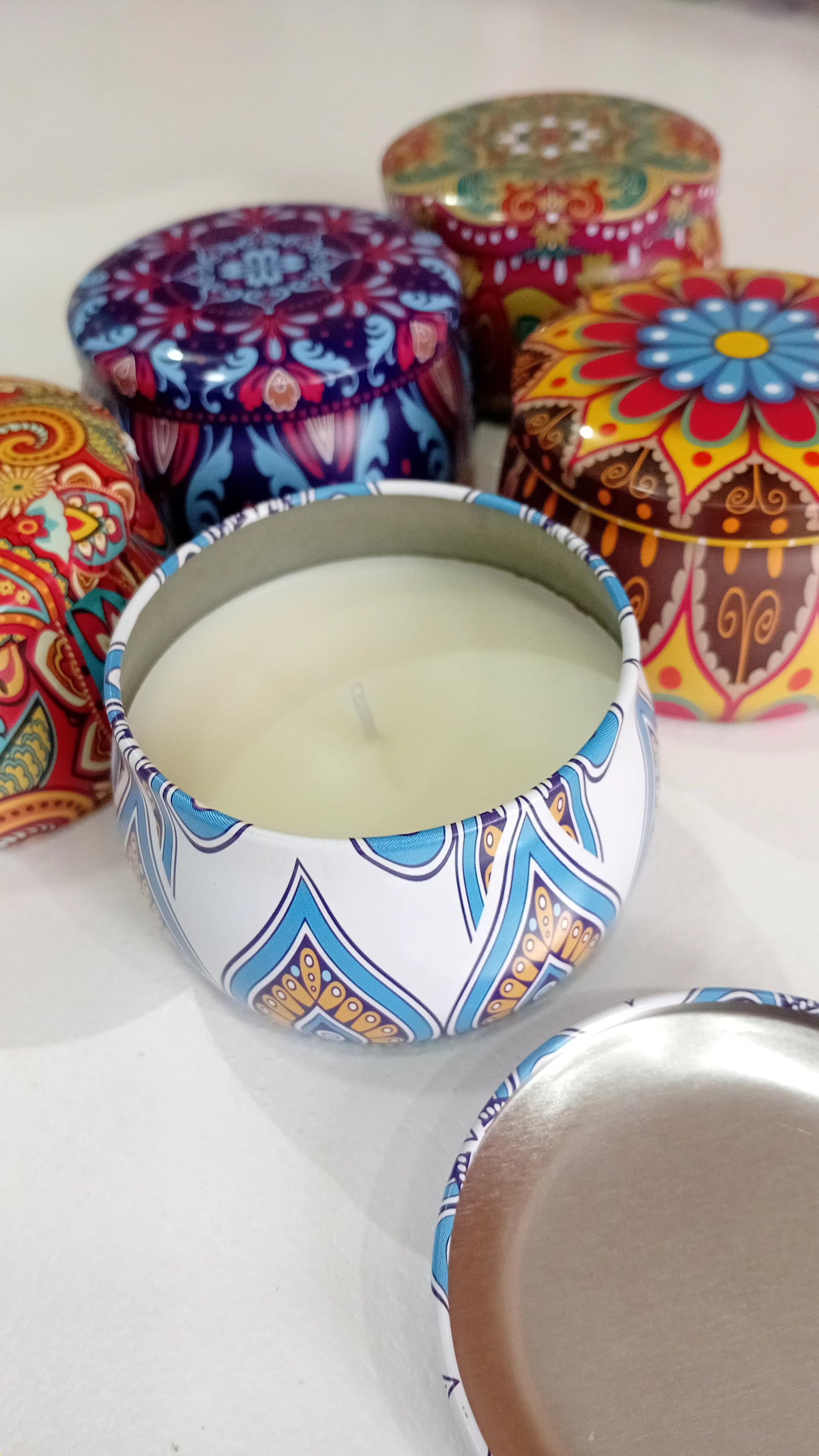 Velitas en cajita metálica con Diseños de Mandalas