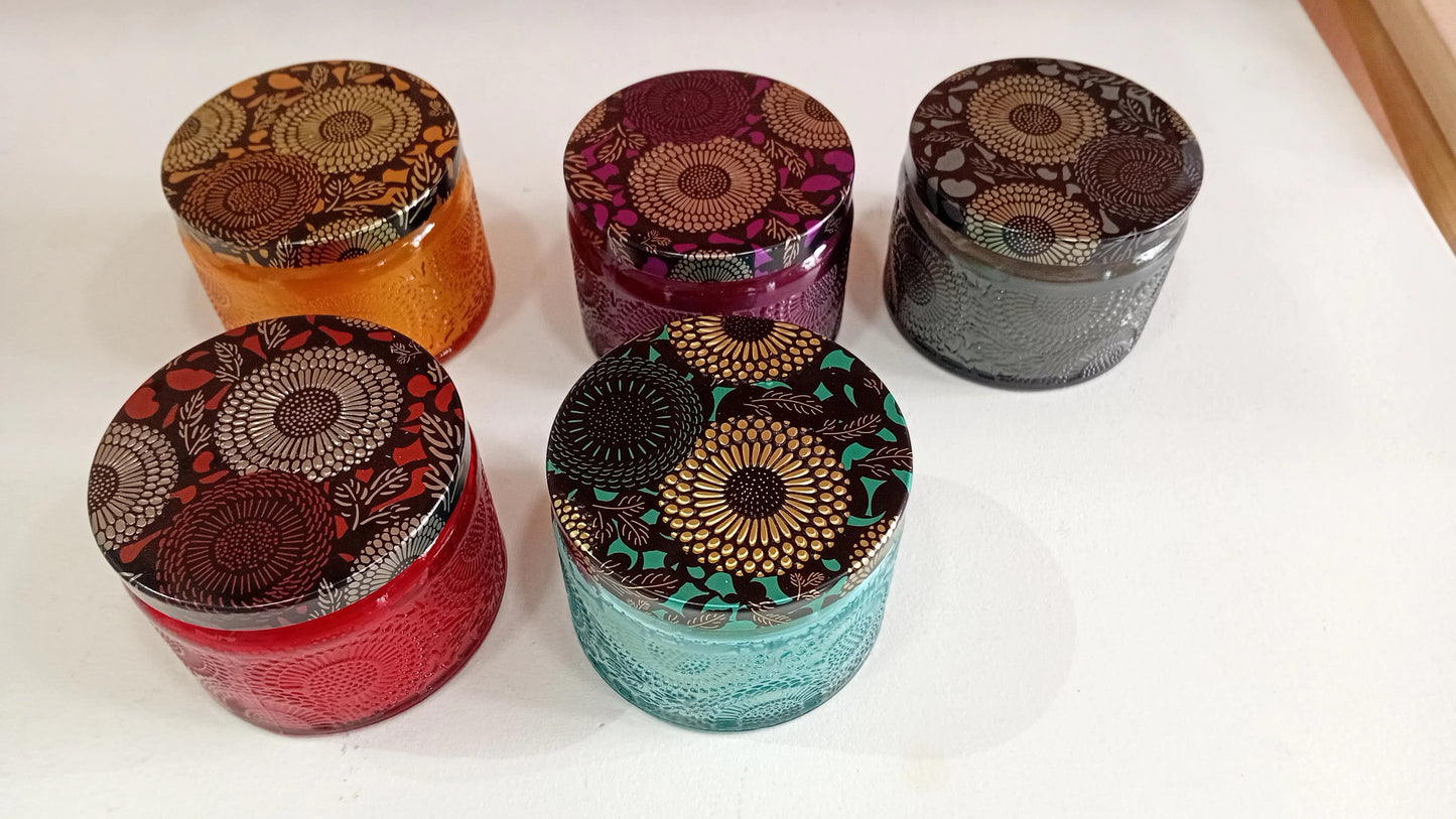 Velas Aromáticas en Frascos de Vidrio – Colección Cromática de relajación